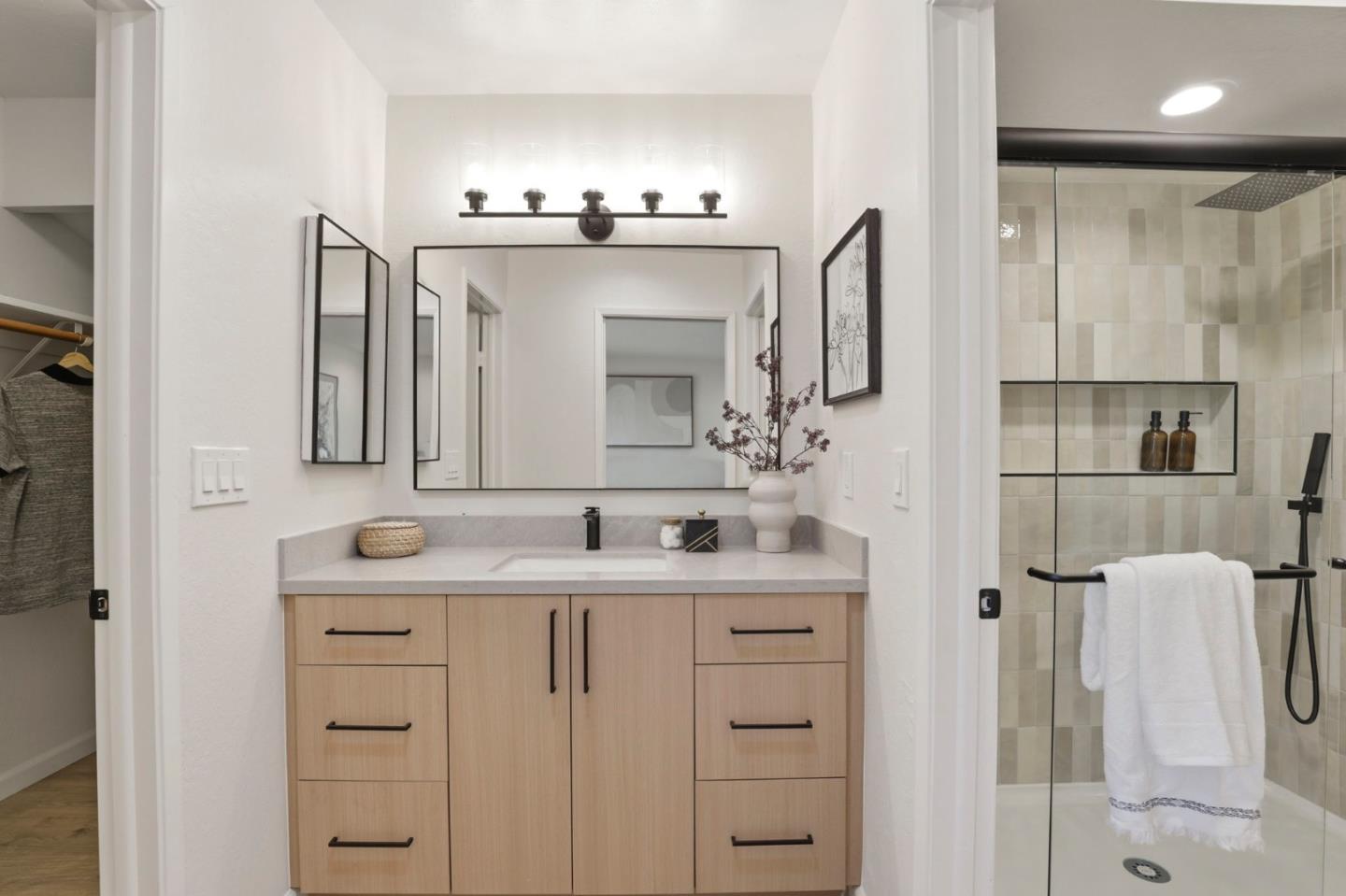 Detail Gallery Image 27 of 58 For 1368 Goldenlake Rd, San Jose,  CA 95131 - 4 Beds | 2/1 Baths