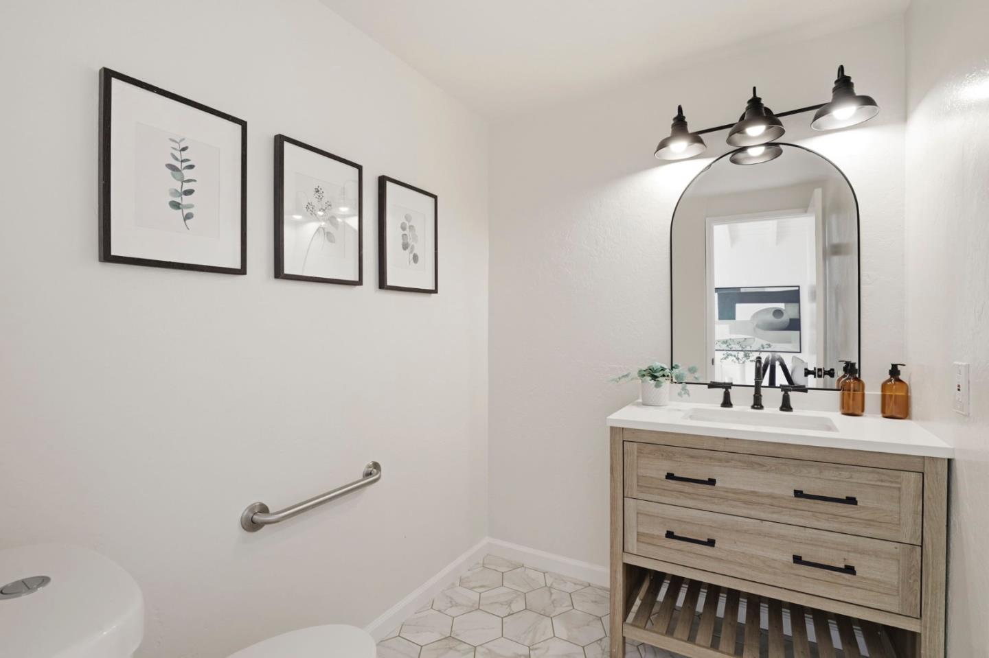 Detail Gallery Image 35 of 58 For 1368 Goldenlake Rd, San Jose,  CA 95131 - 4 Beds | 2/1 Baths