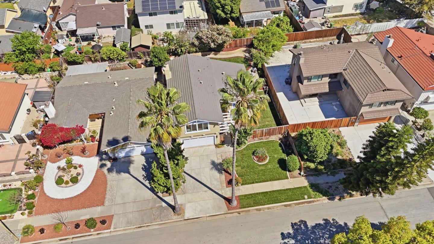 Detail Gallery Image 47 of 58 For 1368 Goldenlake Rd, San Jose,  CA 95131 - 4 Beds | 2/1 Baths