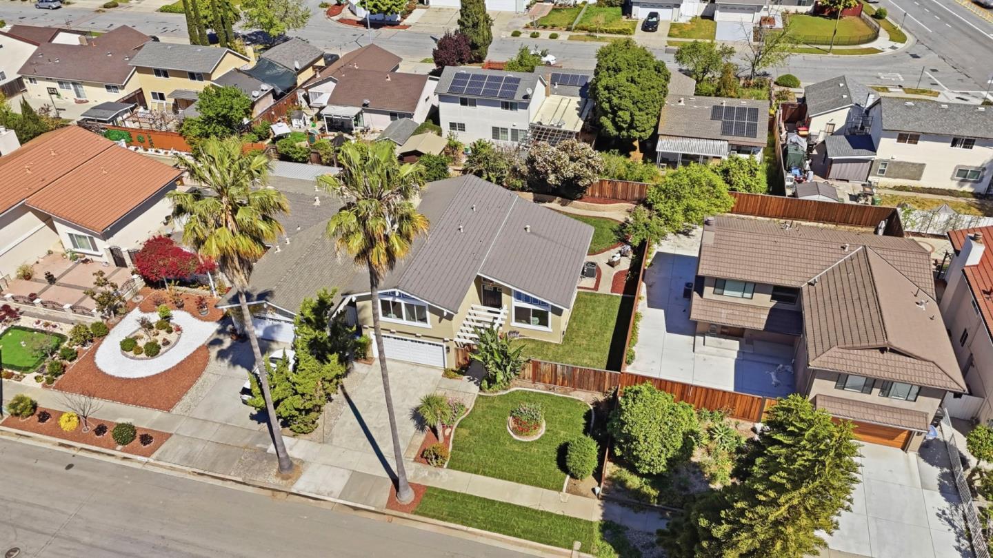 Detail Gallery Image 48 of 58 For 1368 Goldenlake Rd, San Jose,  CA 95131 - 4 Beds | 2/1 Baths