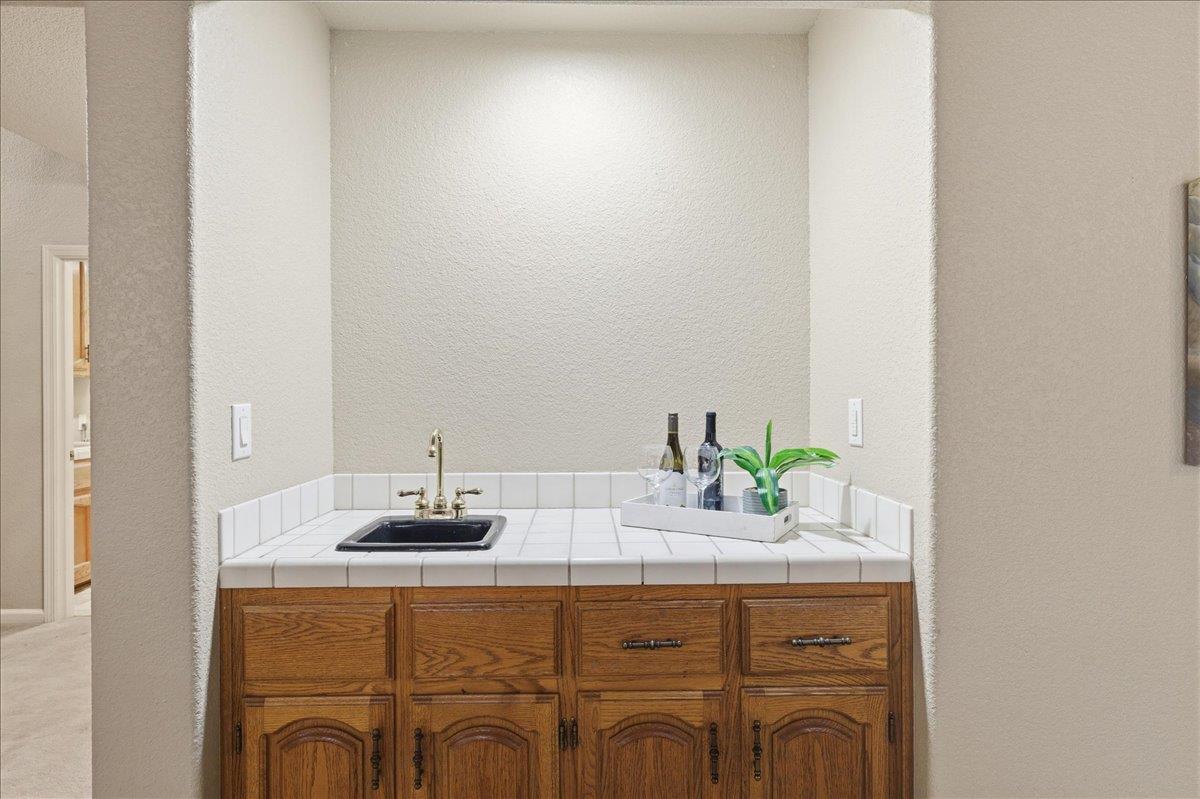 Detail Gallery Image 15 of 34 For 3426 Glen Ellen Dr, Fairfield,  CA 94534 - 5 Beds | 3 Baths