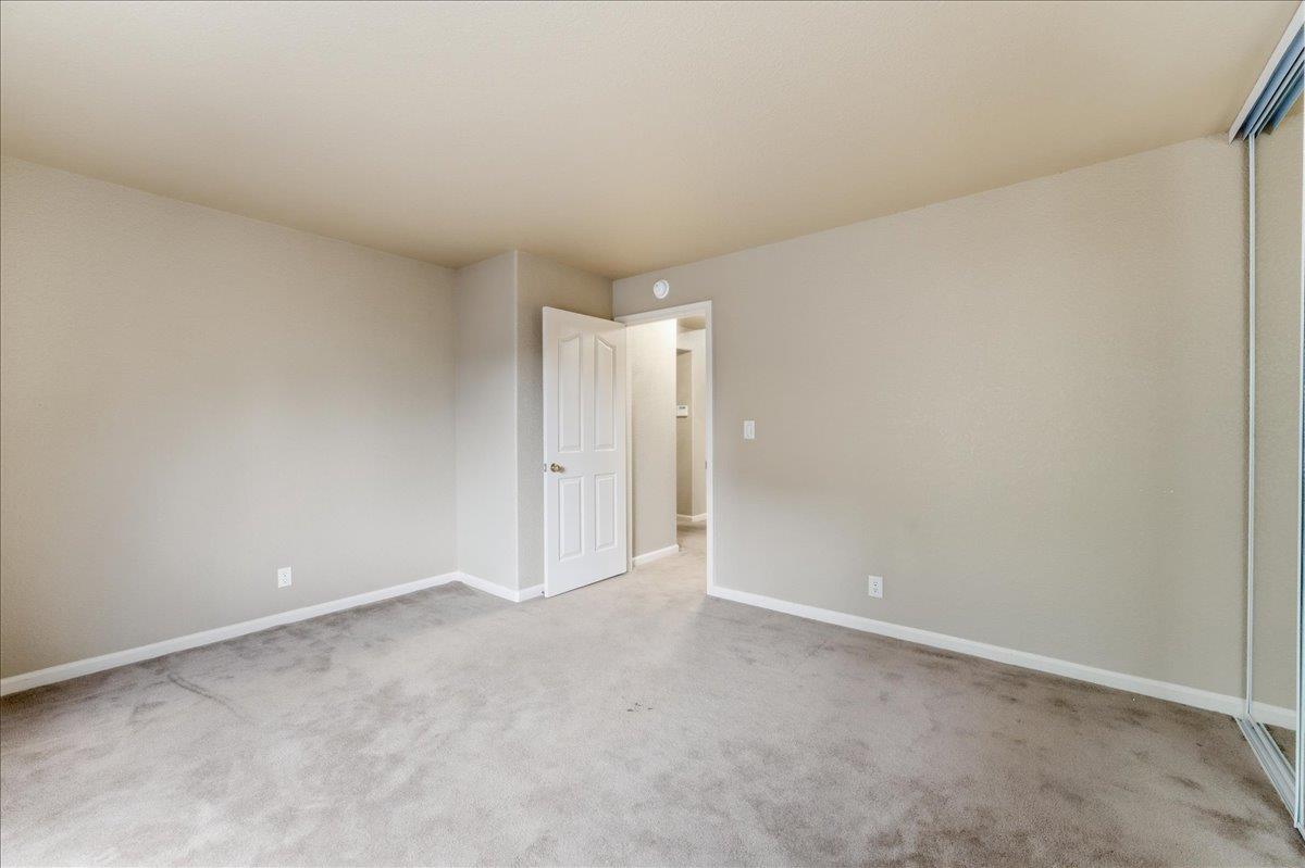 Detail Gallery Image 17 of 34 For 3426 Glen Ellen Dr, Fairfield,  CA 94534 - 5 Beds | 3 Baths