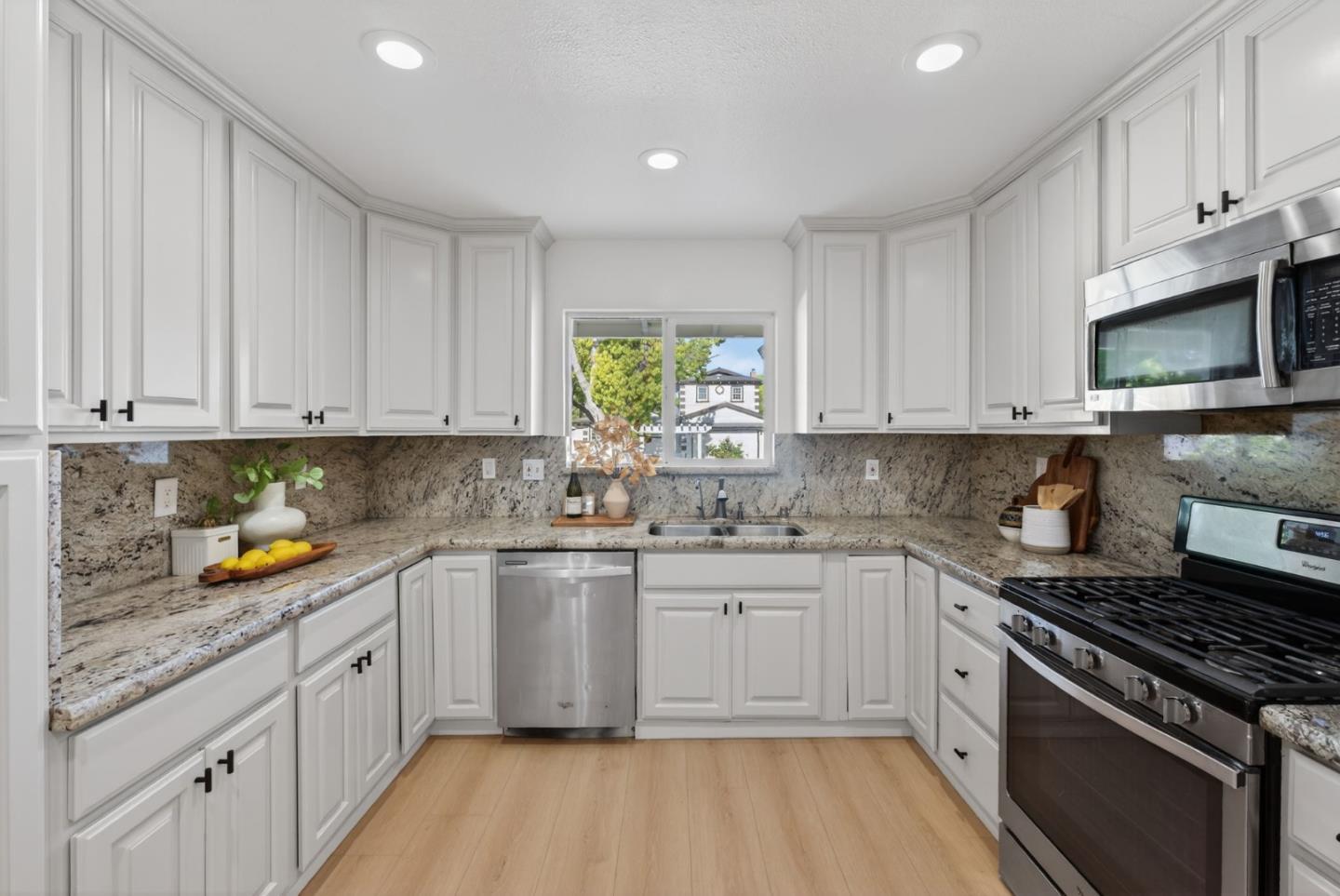 Detail Gallery Image 10 of 39 For 5533 Purdue Pl, San Jose,  CA 95118 - 4 Beds | 2 Baths