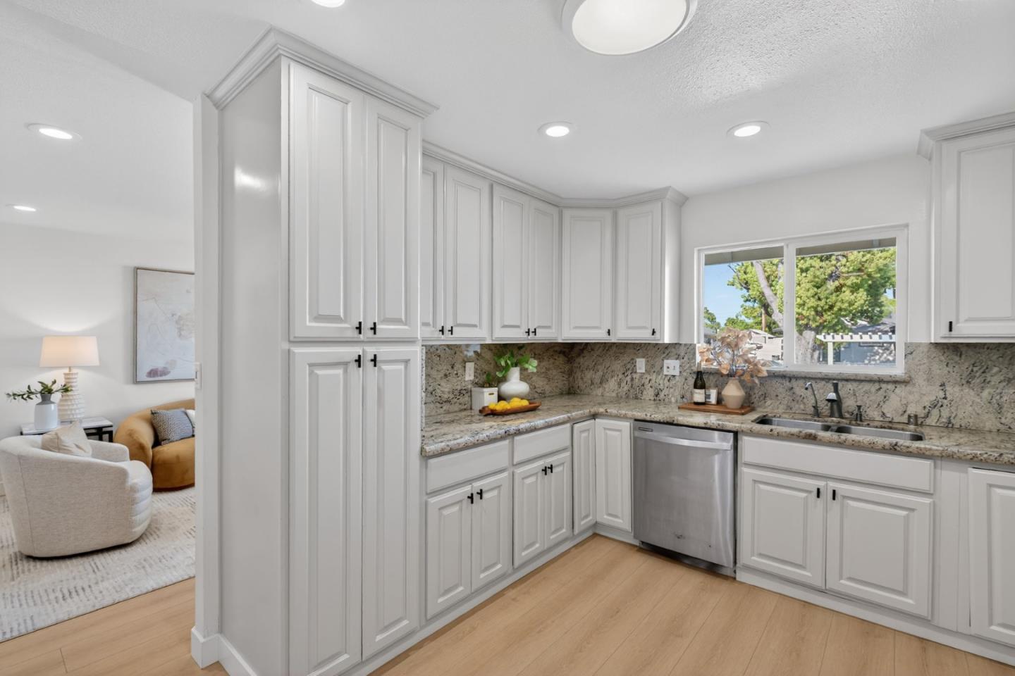 Detail Gallery Image 11 of 39 For 5533 Purdue Pl, San Jose,  CA 95118 - 4 Beds | 2 Baths