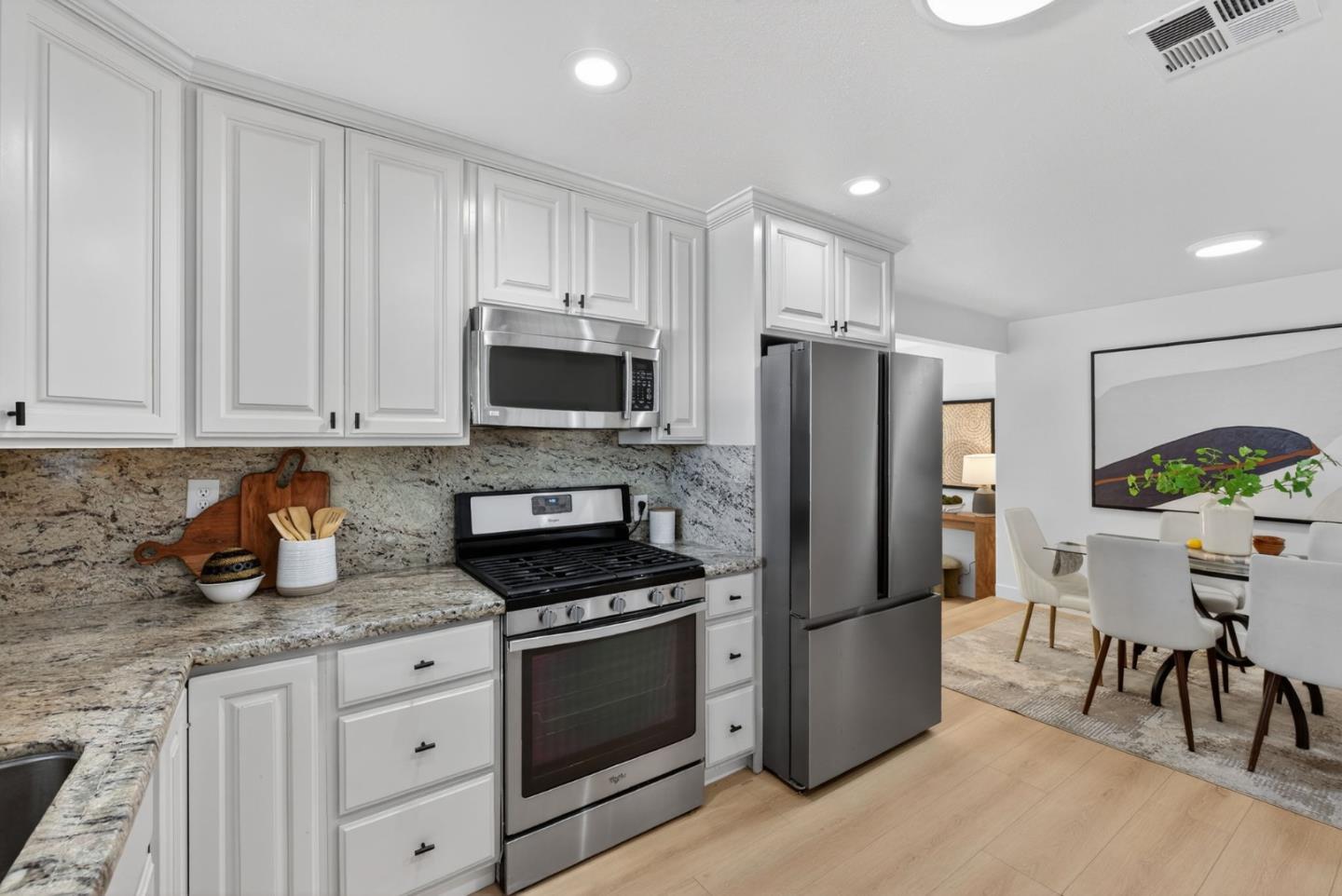 Detail Gallery Image 8 of 39 For 5533 Purdue Pl, San Jose,  CA 95118 - 4 Beds | 2 Baths