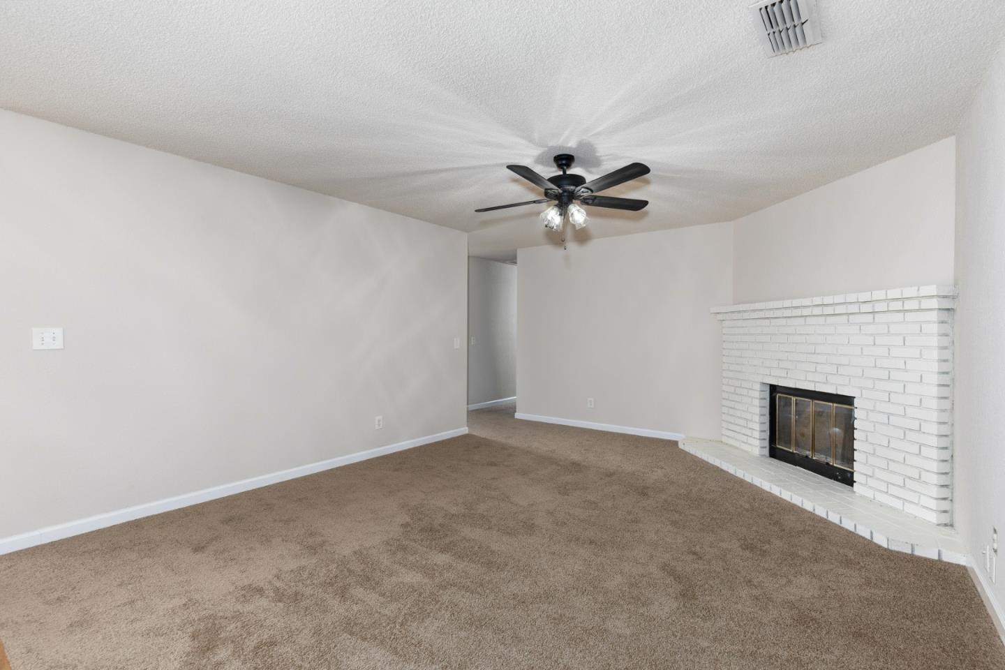 Detail Gallery Image 23 of 56 For 377 W Alluvial Ave, Pinedale,  CA 93650 - 3 Beds | 2 Baths