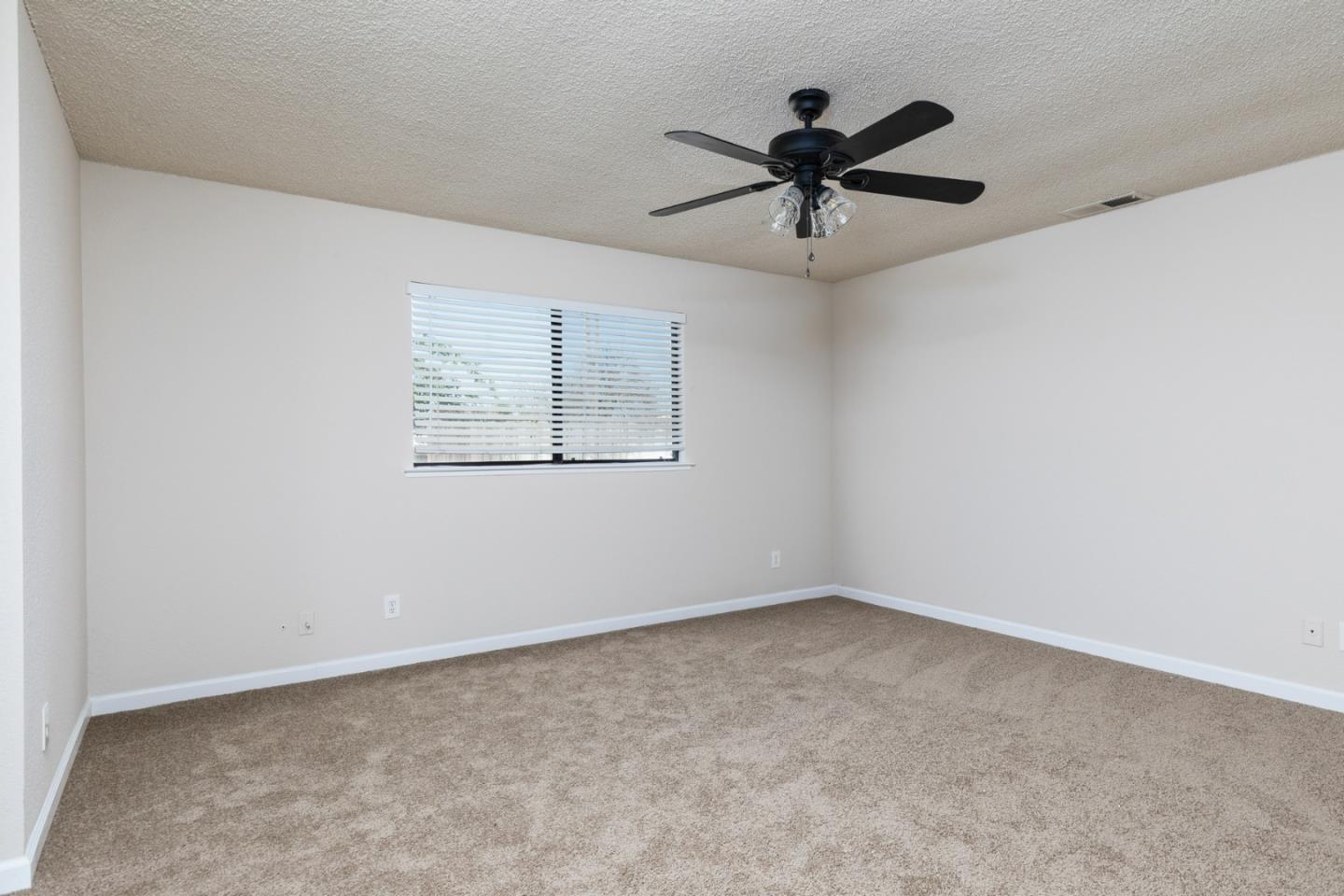 Detail Gallery Image 35 of 56 For 377 W Alluvial Ave, Pinedale,  CA 93650 - 3 Beds | 2 Baths