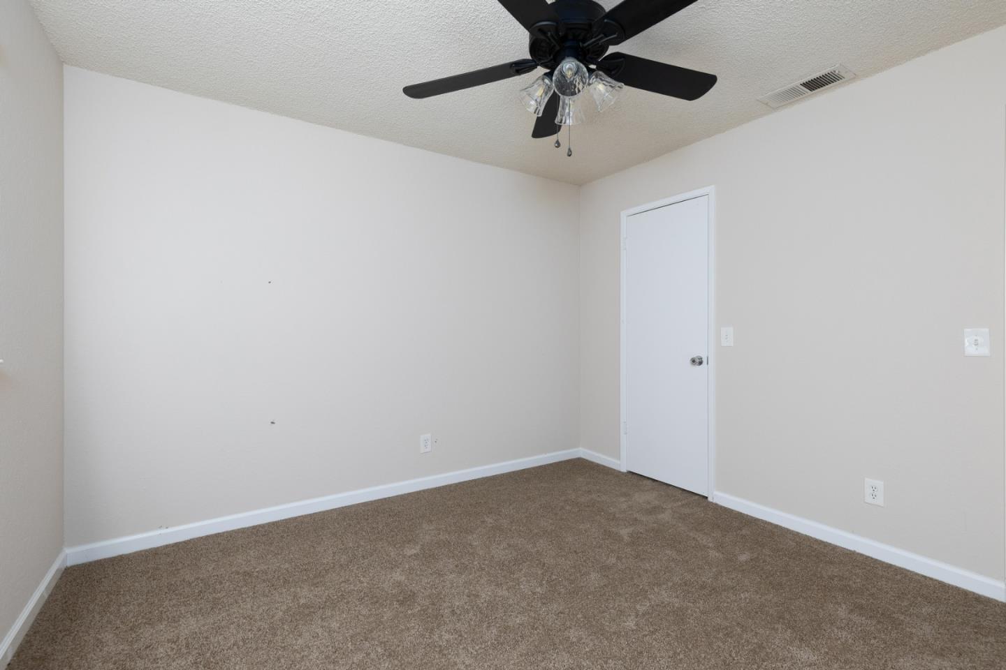 Detail Gallery Image 42 of 56 For 377 W Alluvial Ave, Pinedale,  CA 93650 - 3 Beds | 2 Baths