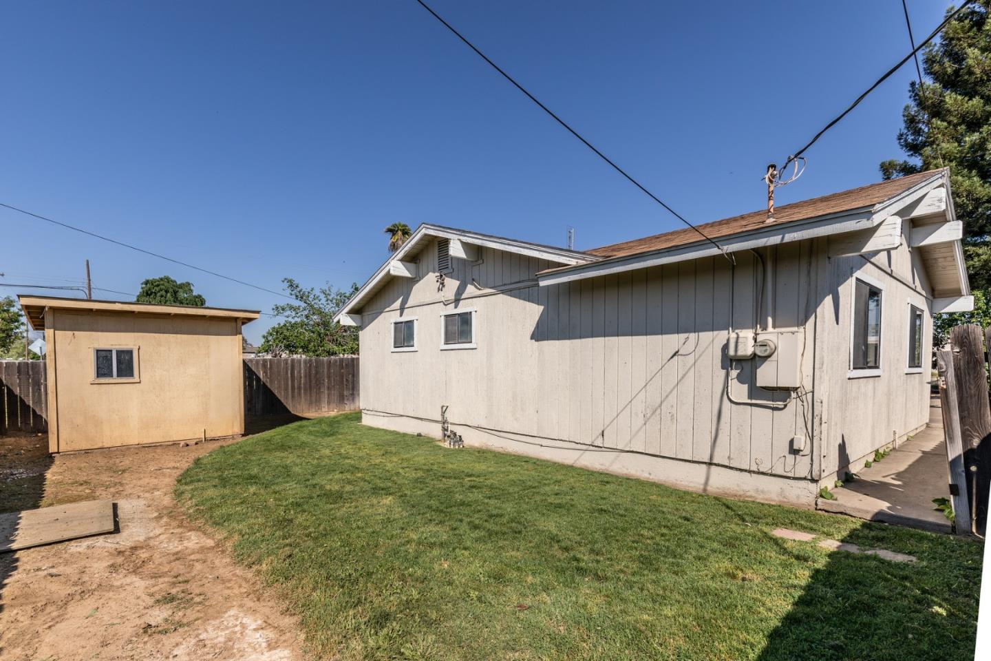 Detail Gallery Image 50 of 56 For 377 W Alluvial Ave, Pinedale,  CA 93650 - 3 Beds | 2 Baths