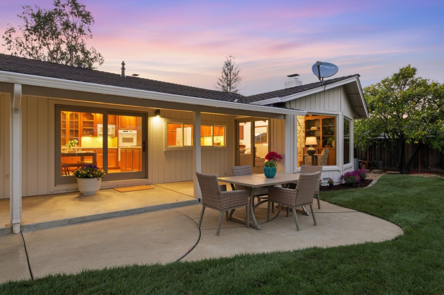 Detail Gallery Image 10 of 13 For 7148 Echo Ridge Dr, San Jose,  CA 95120 - 4 Beds | 3 Baths