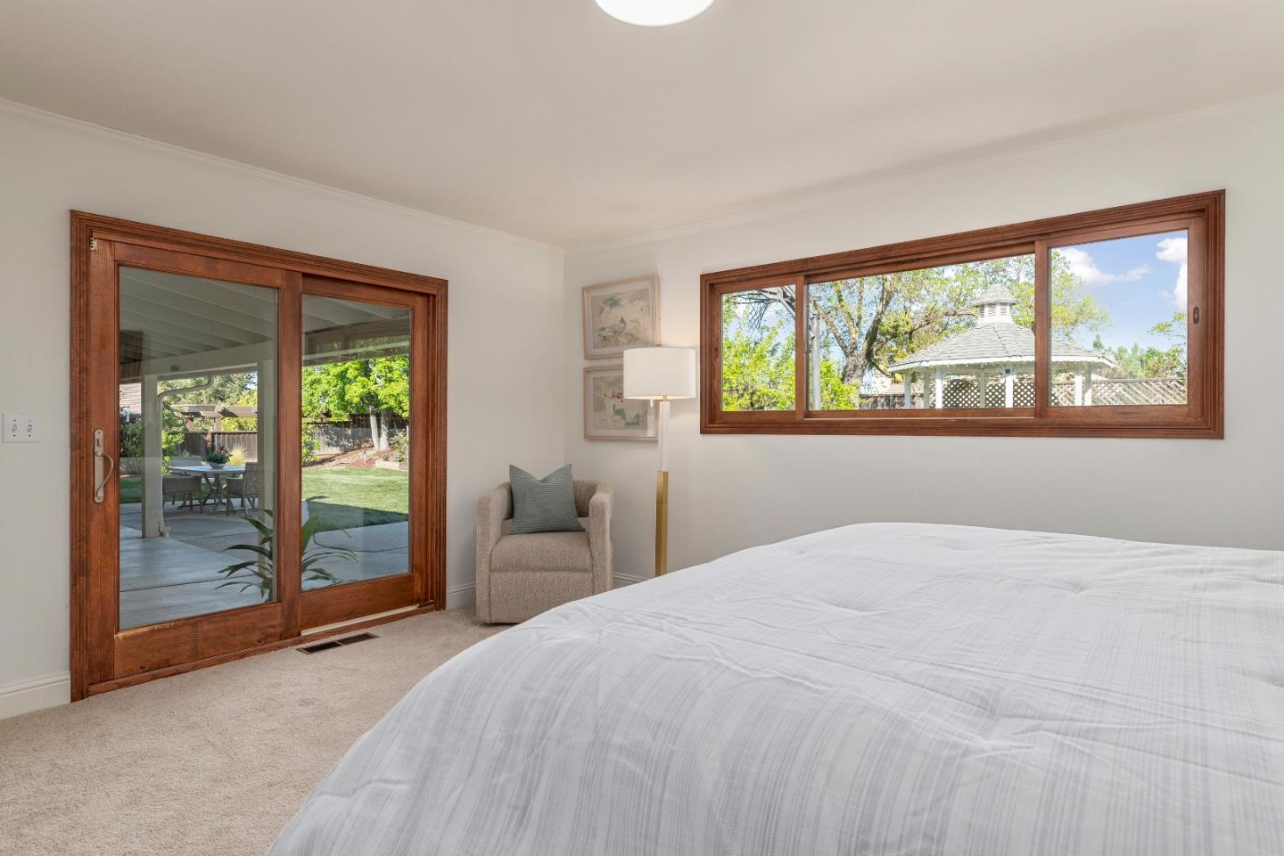 Detail Gallery Image 8 of 13 For 7148 Echo Ridge Dr, San Jose,  CA 95120 - 4 Beds | 3 Baths