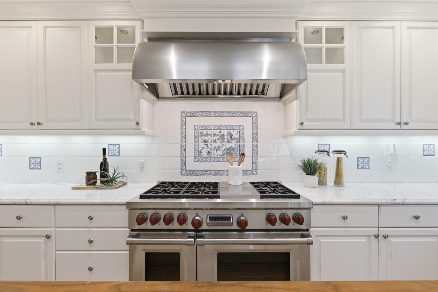 Detail Gallery Image 10 of 33 For 419 Hill Way, San Carlos,  CA 94070 - 4 Beds | 3 Baths