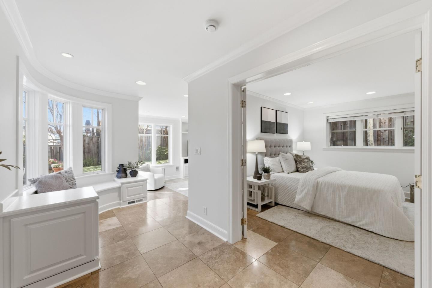 Detail Gallery Image 16 of 33 For 419 Hill Way, San Carlos,  CA 94070 - 4 Beds | 3 Baths