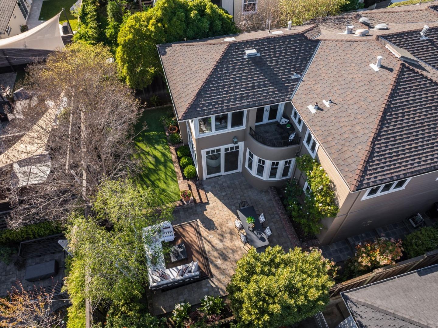 Detail Gallery Image 32 of 33 For 419 Hill Way, San Carlos,  CA 94070 - 4 Beds | 3 Baths