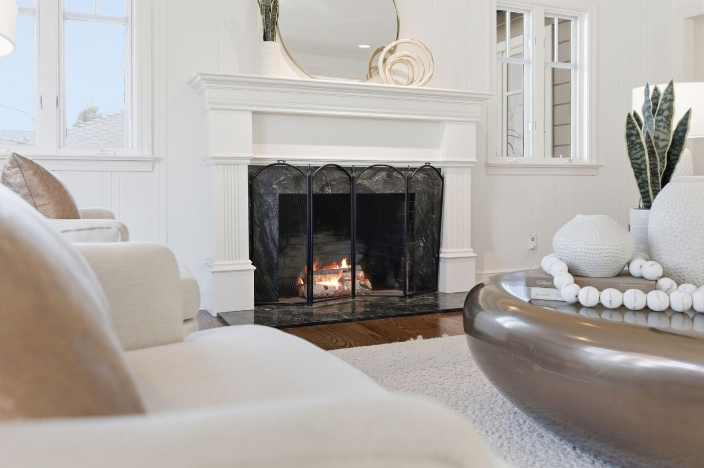 Detail Gallery Image 5 of 33 For 419 Hill Way, San Carlos,  CA 94070 - 4 Beds | 3 Baths