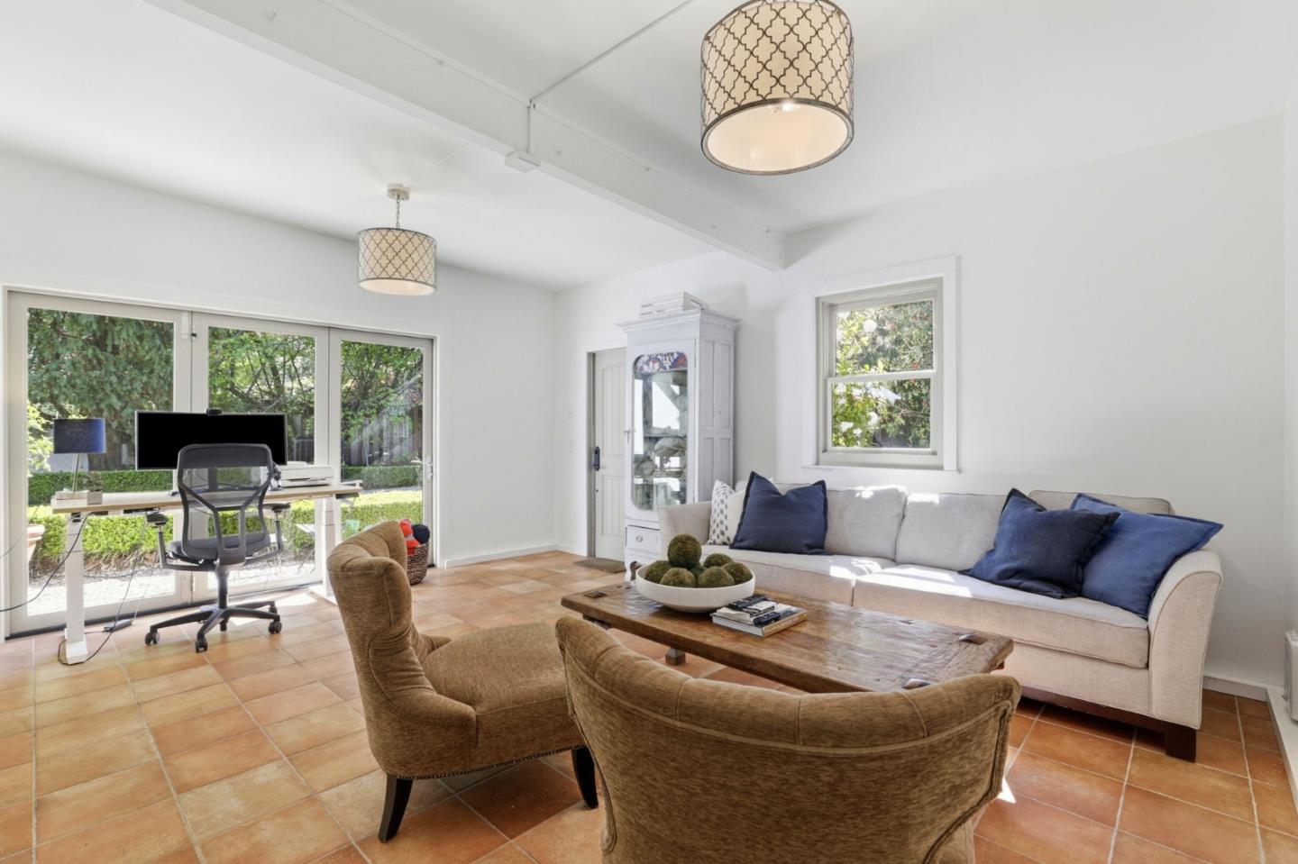 Detail Gallery Image 40 of 53 For 566 E Crescent Dr, Palo Alto,  CA 94301 - 5 Beds | 4 Baths