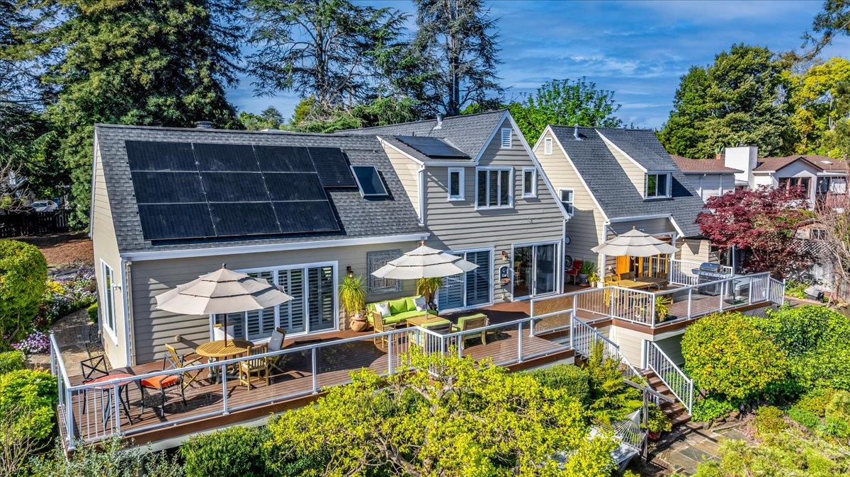 Detail Gallery Image 42 of 75 For 819 Holly Rd, Belmont,  CA 94002 - 4 Beds | 3 Baths