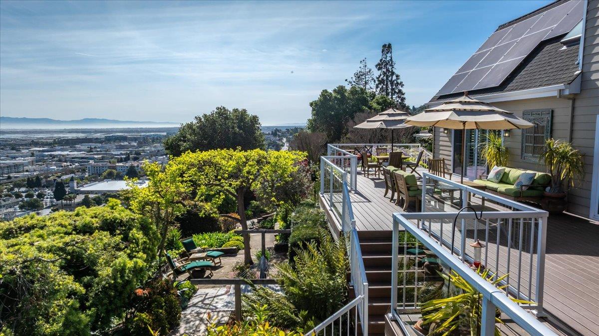 Detail Gallery Image 46 of 75 For 819 Holly Rd, Belmont,  CA 94002 - 4 Beds | 3 Baths