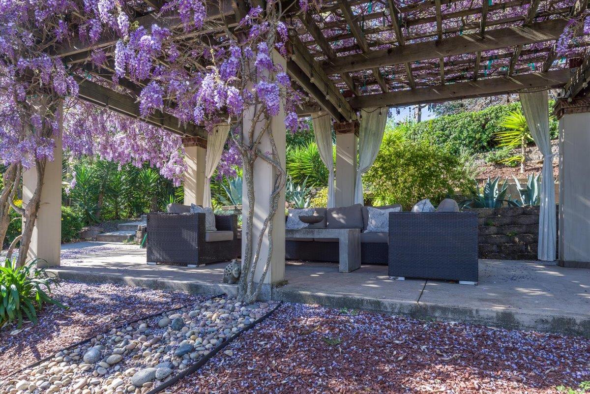 Detail Gallery Image 51 of 75 For 819 Holly Rd, Belmont,  CA 94002 - 4 Beds | 3 Baths