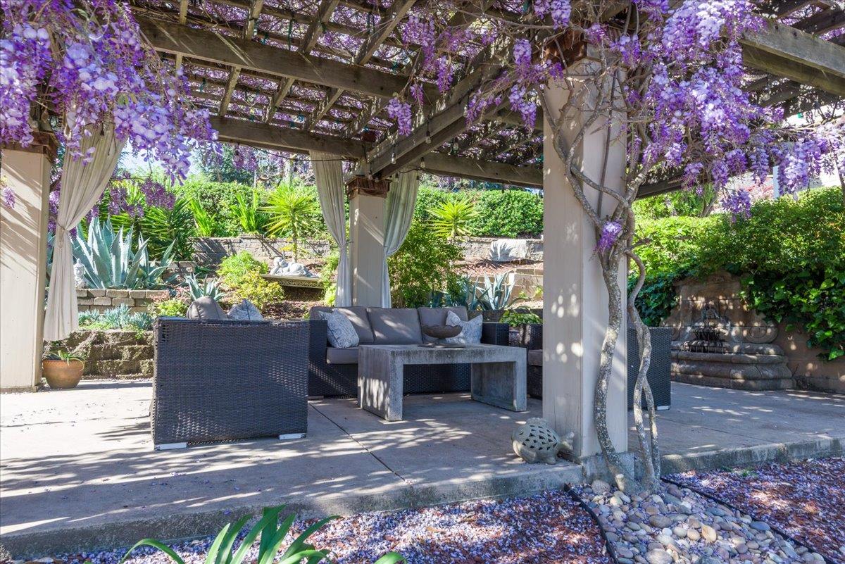 Detail Gallery Image 52 of 75 For 819 Holly Rd, Belmont,  CA 94002 - 4 Beds | 3 Baths