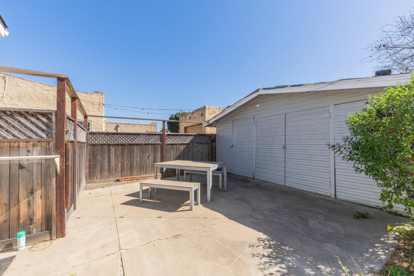 Detail Gallery Image 32 of 34 For 116 Oak St, Salinas,  CA 93901 - 1 Beds | 1 Baths