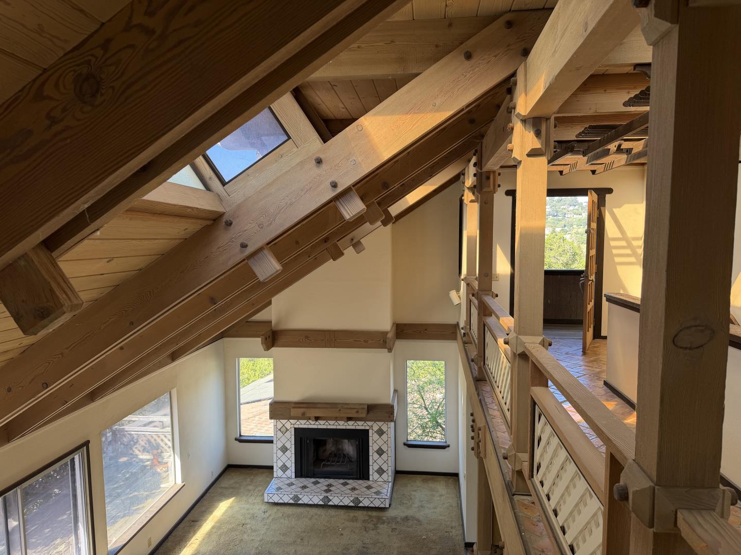 Detail Gallery Image 3 of 7 For 72 Fay Ave, San Carlos,  CA 94070 - 3 Beds | 3 Baths