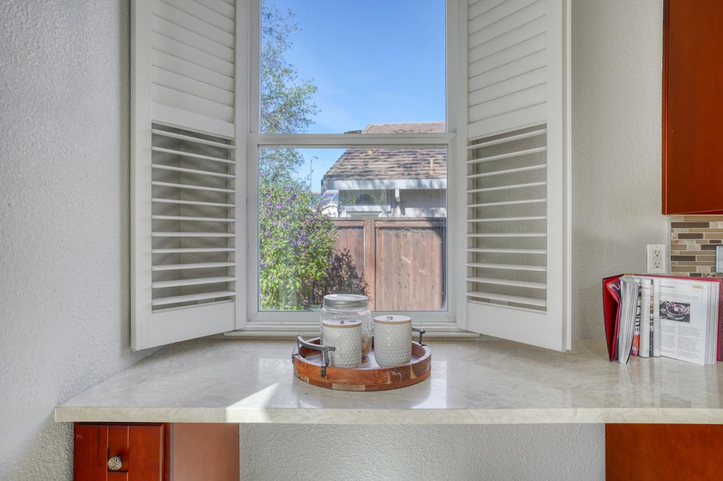 Detail Gallery Image 19 of 64 For 262 W Country Club Dr, Brentwood,  CA 94513 - 5 Beds | 3 Baths