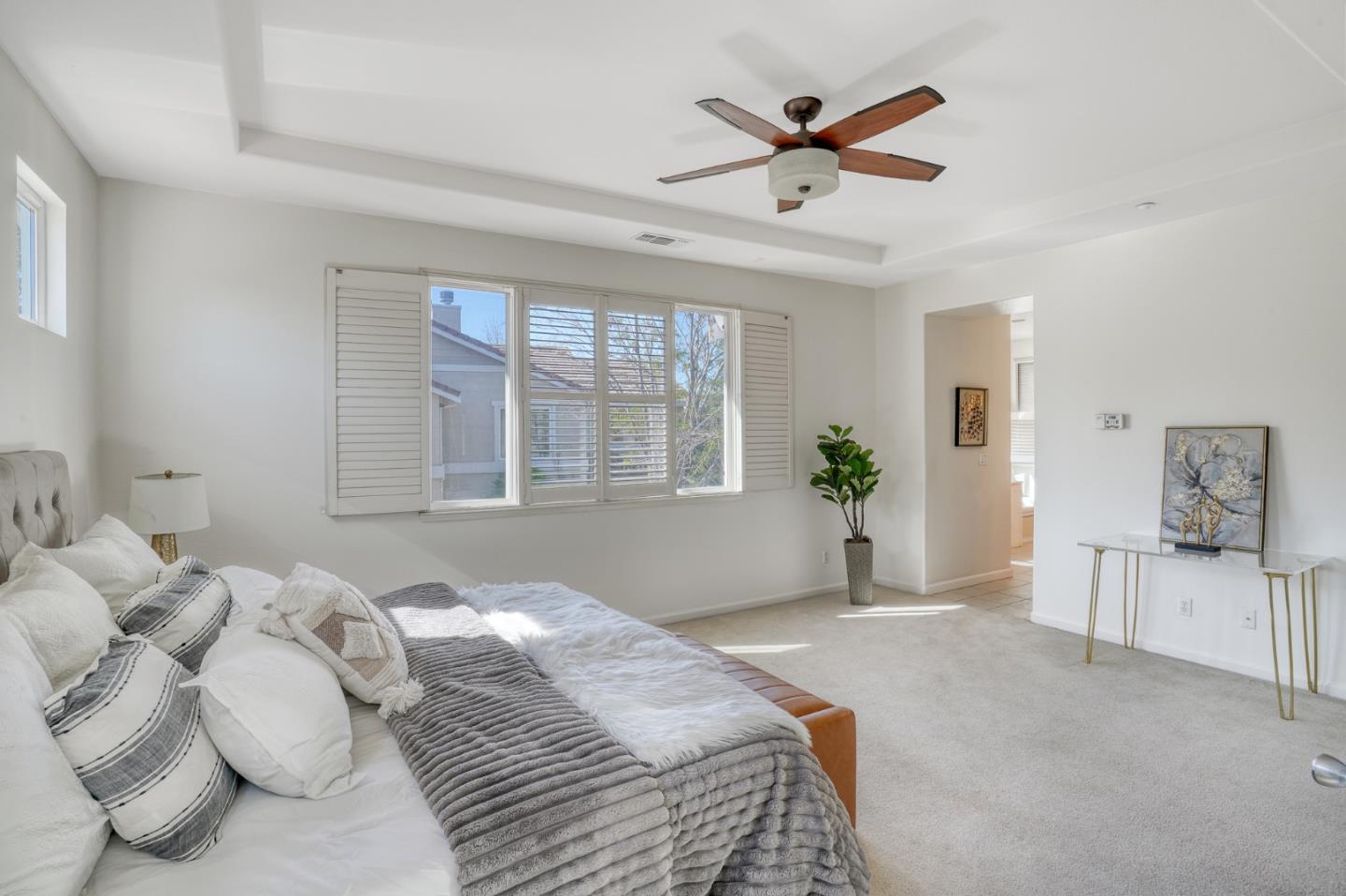 Detail Gallery Image 23 of 64 For 262 W Country Club Dr, Brentwood,  CA 94513 - 5 Beds | 3 Baths