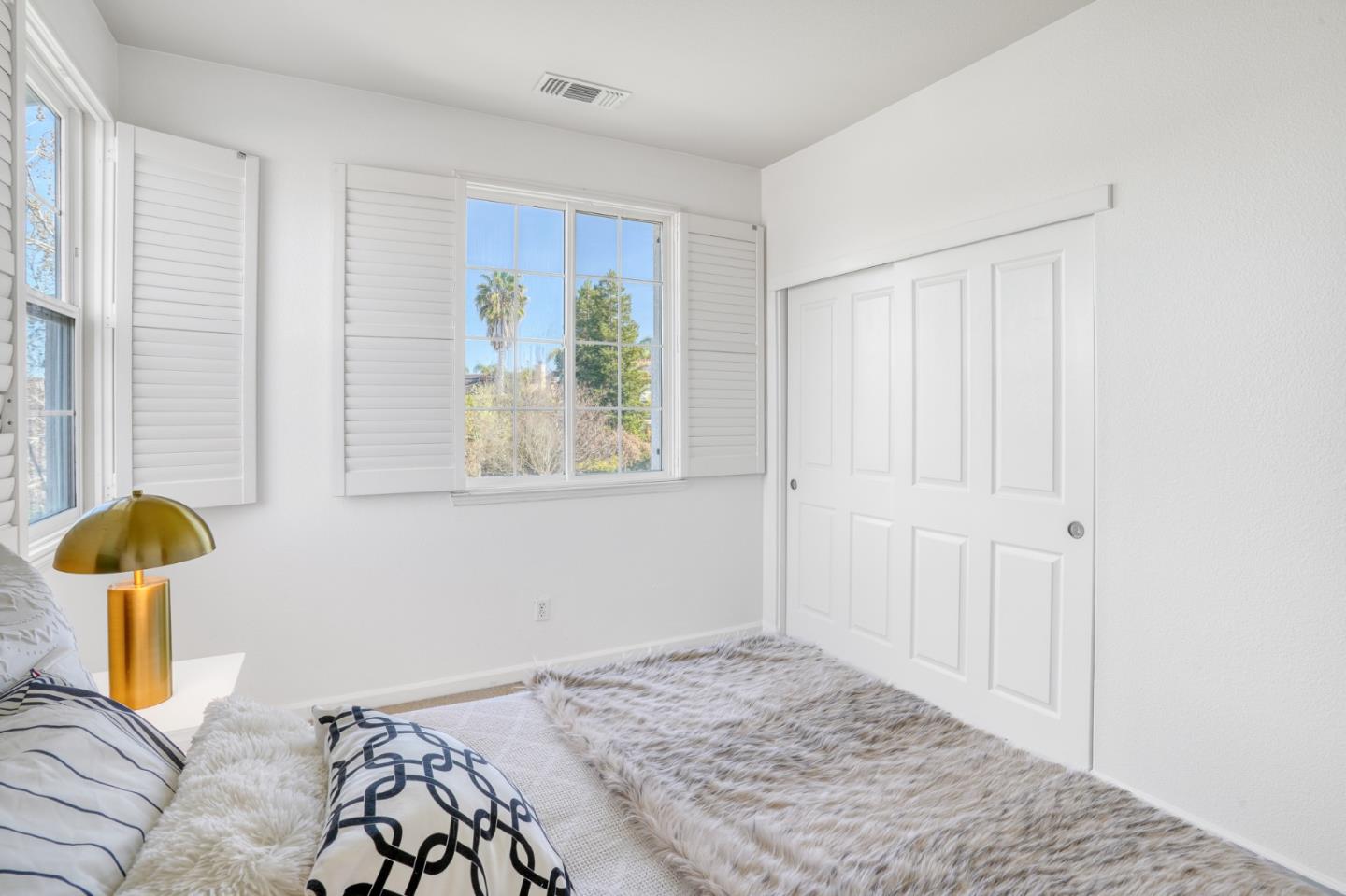 Detail Gallery Image 25 of 64 For 262 W Country Club Dr, Brentwood,  CA 94513 - 5 Beds | 3 Baths