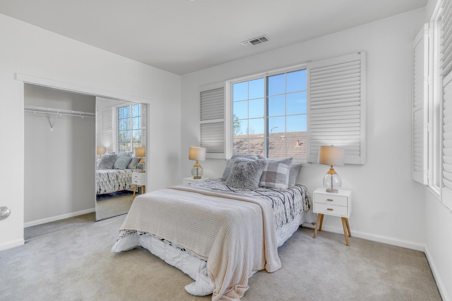 Detail Gallery Image 27 of 64 For 262 W Country Club Dr, Brentwood,  CA 94513 - 5 Beds | 3 Baths