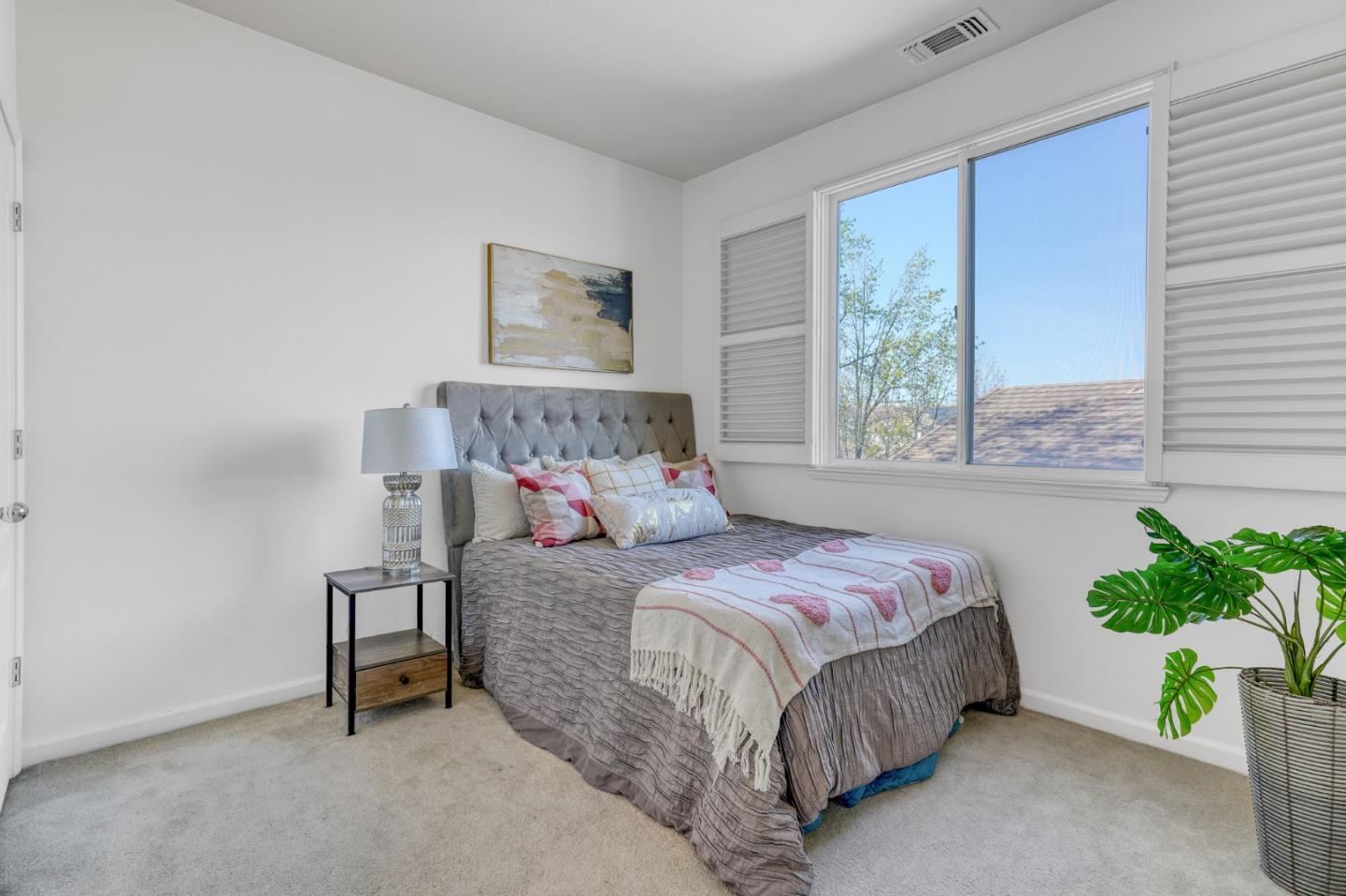 Detail Gallery Image 30 of 64 For 262 W Country Club Dr, Brentwood,  CA 94513 - 5 Beds | 3 Baths