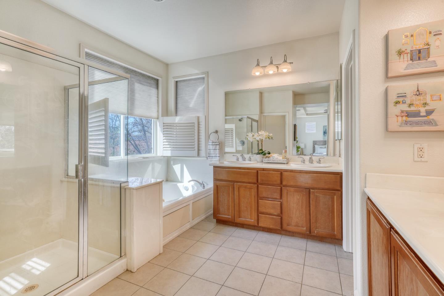 Detail Gallery Image 37 of 64 For 262 W Country Club Dr, Brentwood,  CA 94513 - 5 Beds | 3 Baths