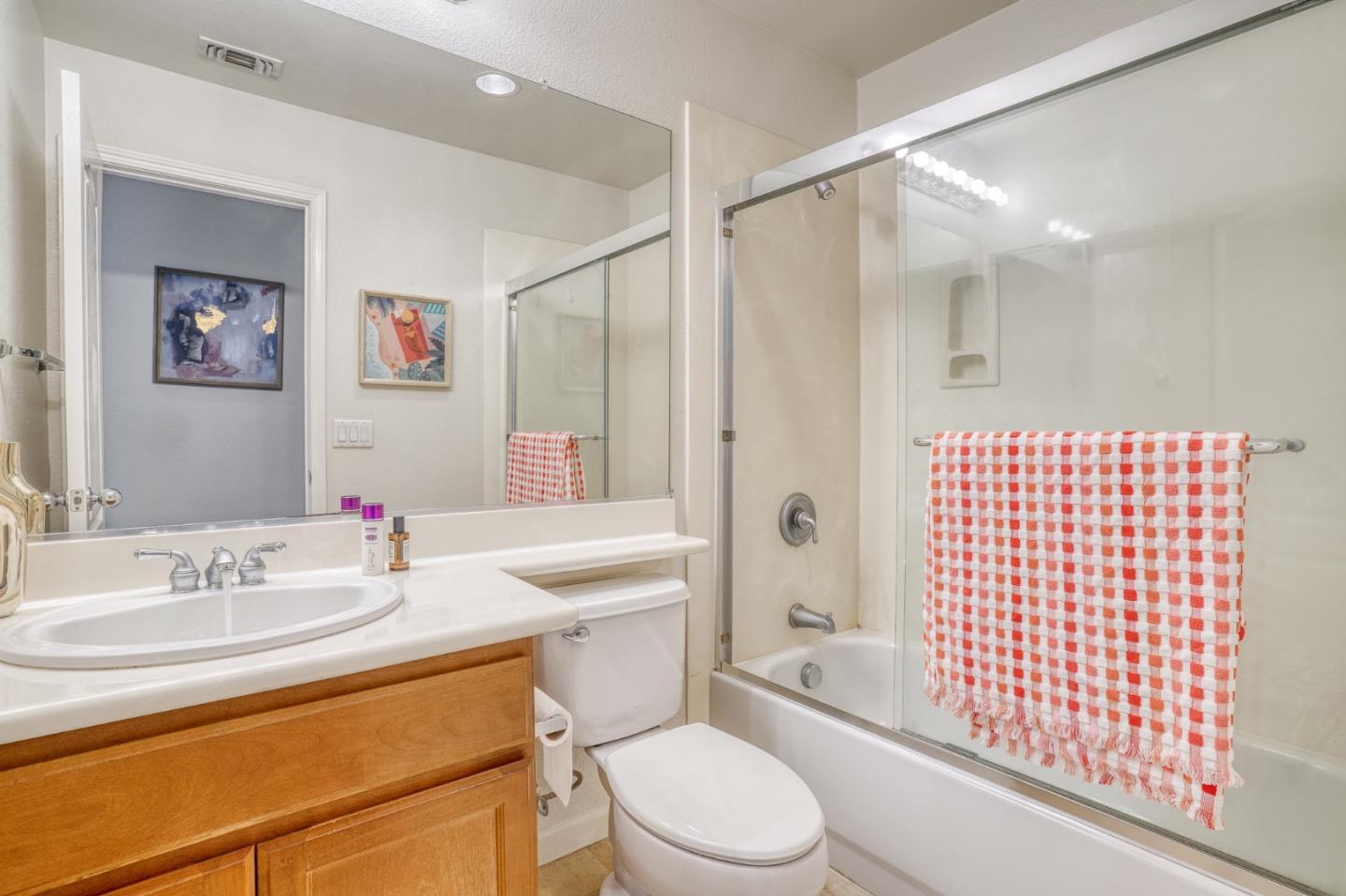 Detail Gallery Image 38 of 64 For 262 W Country Club Dr, Brentwood,  CA 94513 - 5 Beds | 3 Baths