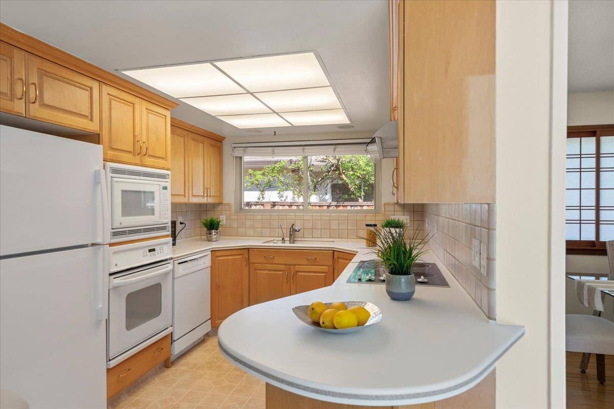 Detail Gallery Image 15 of 40 For 741 Saranac Dr, Sunnyvale,  CA 94087 - 4 Beds | 2 Baths