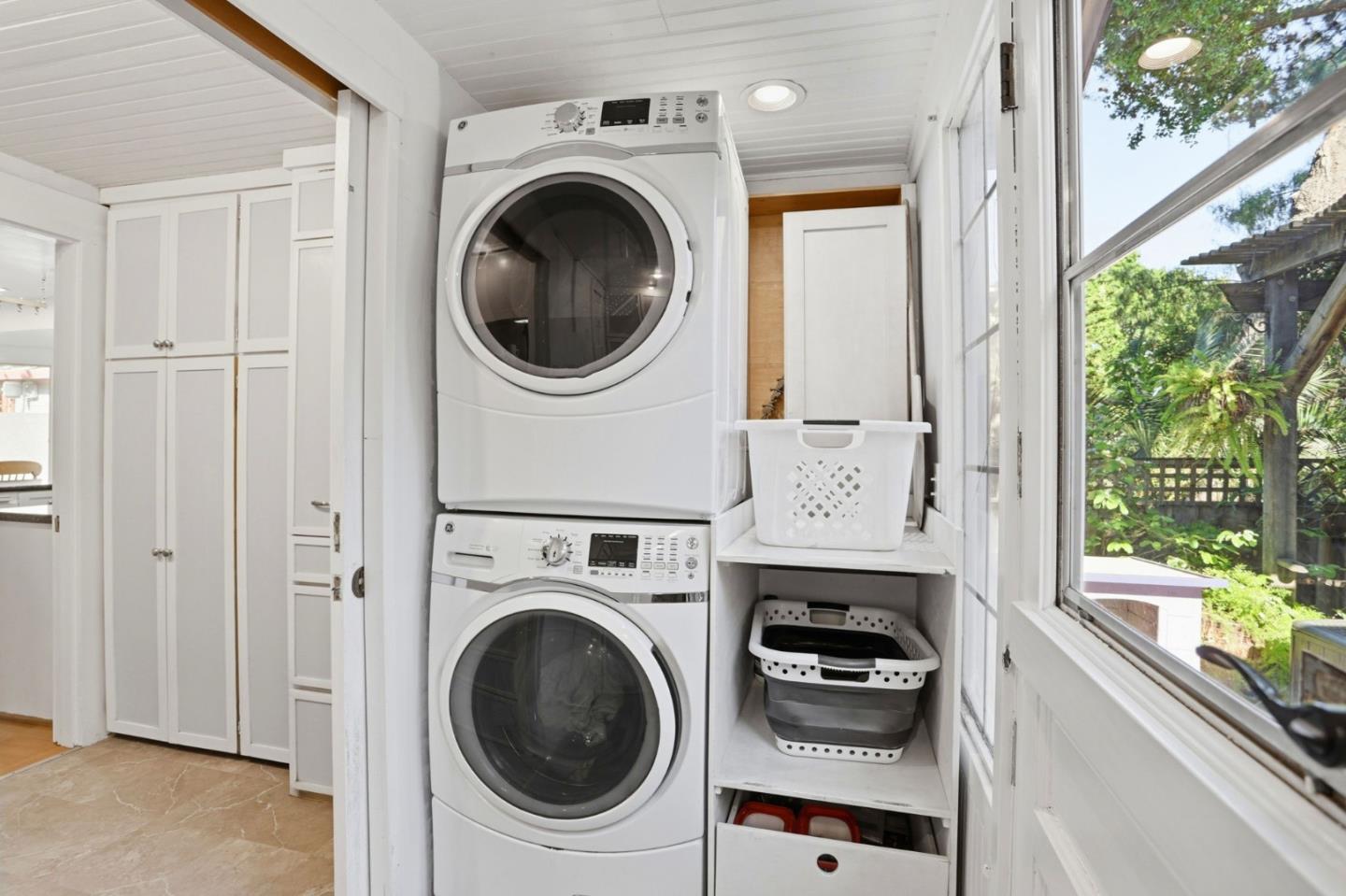 Detail Gallery Image 12 of 52 For 1068 Broadway Ave, San Jose,  CA 95125 - 2 Beds | 2 Baths