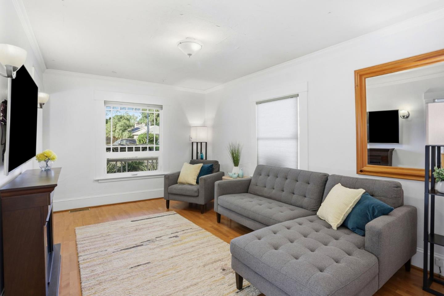 Detail Gallery Image 5 of 52 For 1068 Broadway Ave, San Jose,  CA 95125 - 2 Beds | 2 Baths