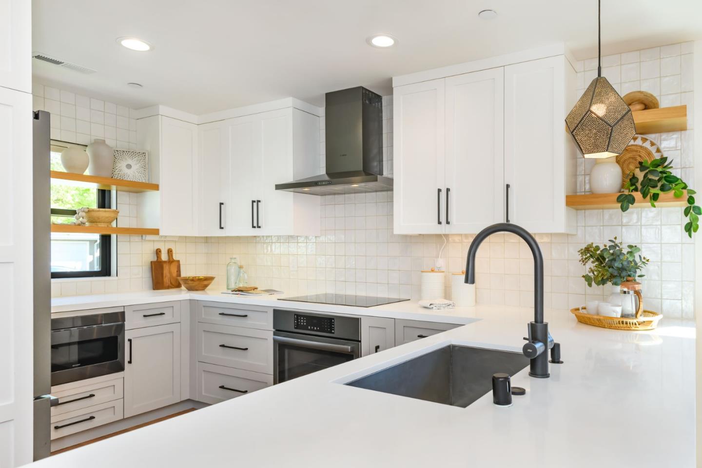 Detail Gallery Image 13 of 44 For 1162 Mckinley St, Redwood City,  CA 94061 - 2 Beds | 2 Baths