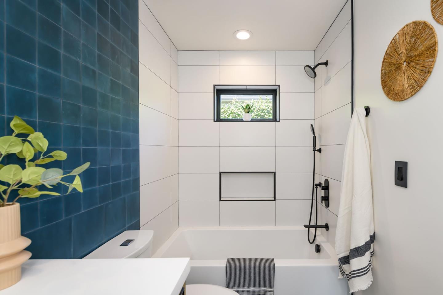 Detail Gallery Image 21 of 44 For 1162 Mckinley St, Redwood City,  CA 94061 - 2 Beds | 2 Baths