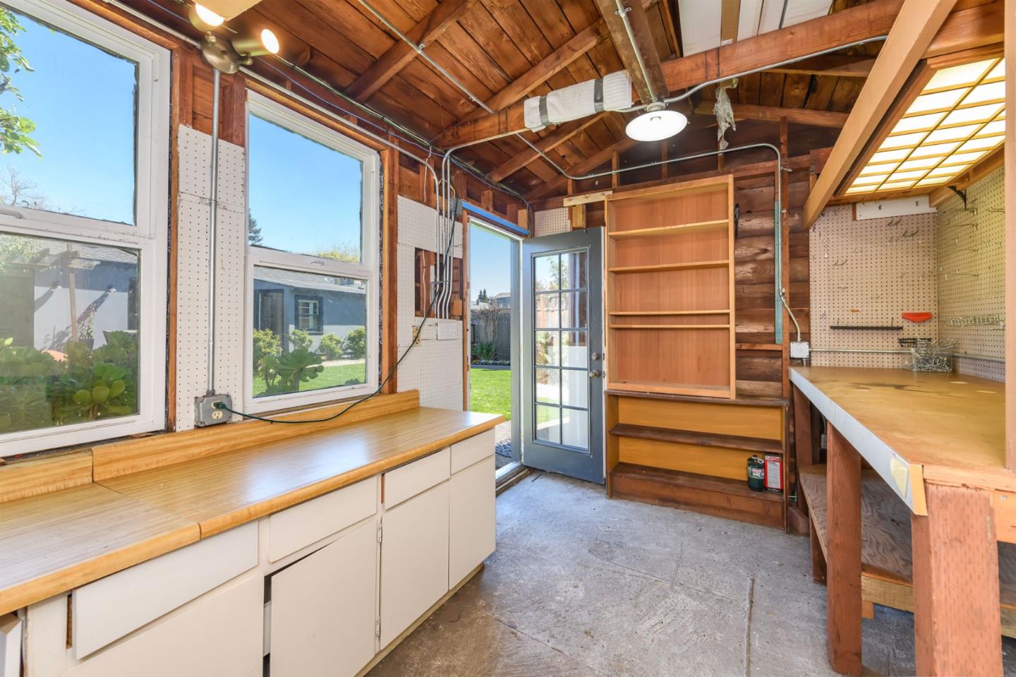 Detail Gallery Image 35 of 44 For 1162 Mckinley St, Redwood City,  CA 94061 - 2 Beds | 2 Baths