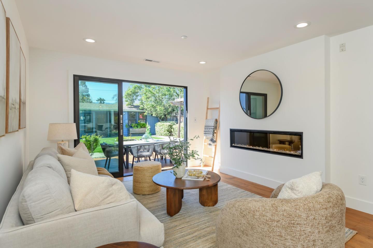 Detail Gallery Image 6 of 44 For 1162 Mckinley St, Redwood City,  CA 94061 - 2 Beds | 2 Baths