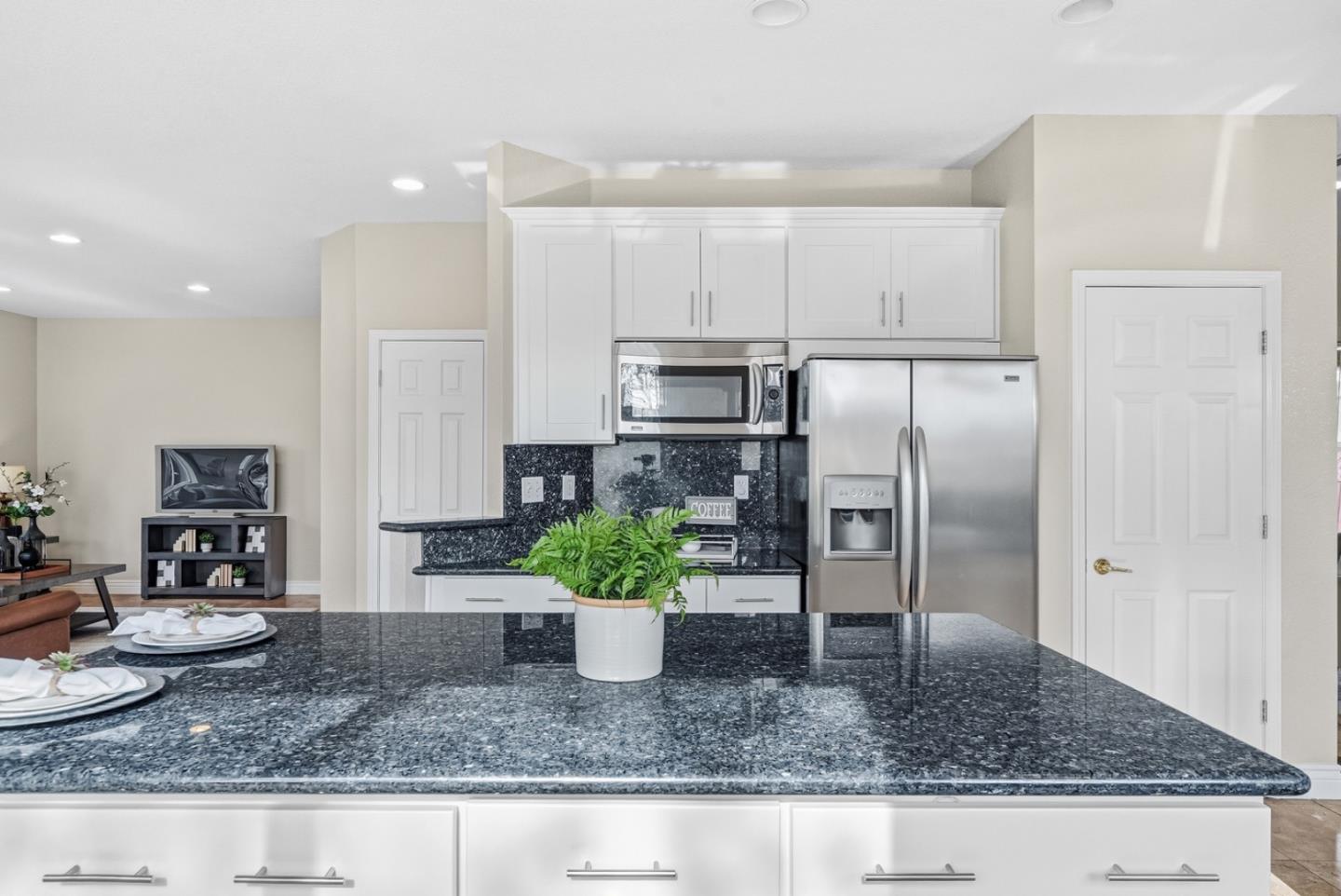 Detail Gallery Image 14 of 49 For 4480 Peacock Ct, Dublin,  CA 94568 - 4 Beds | 3 Baths