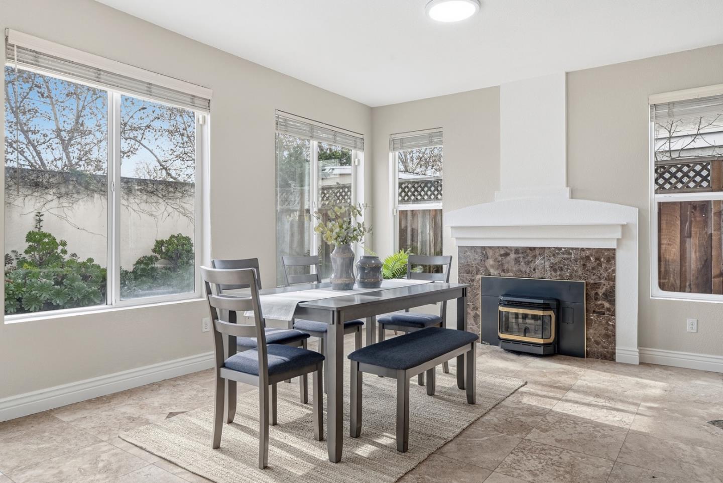 Detail Gallery Image 16 of 49 For 4480 Peacock Ct, Dublin,  CA 94568 - 4 Beds | 3 Baths