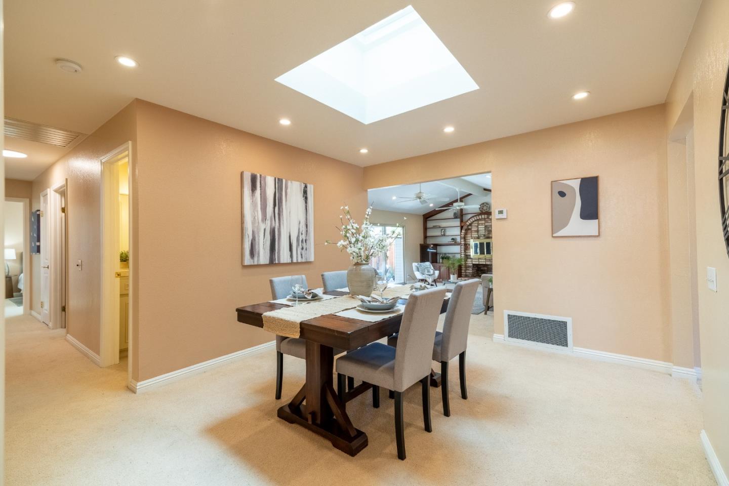 Detail Gallery Image 16 of 46 For 7680 Santa Paula Dr, Gilroy,  CA 95020 - 4 Beds | 2 Baths