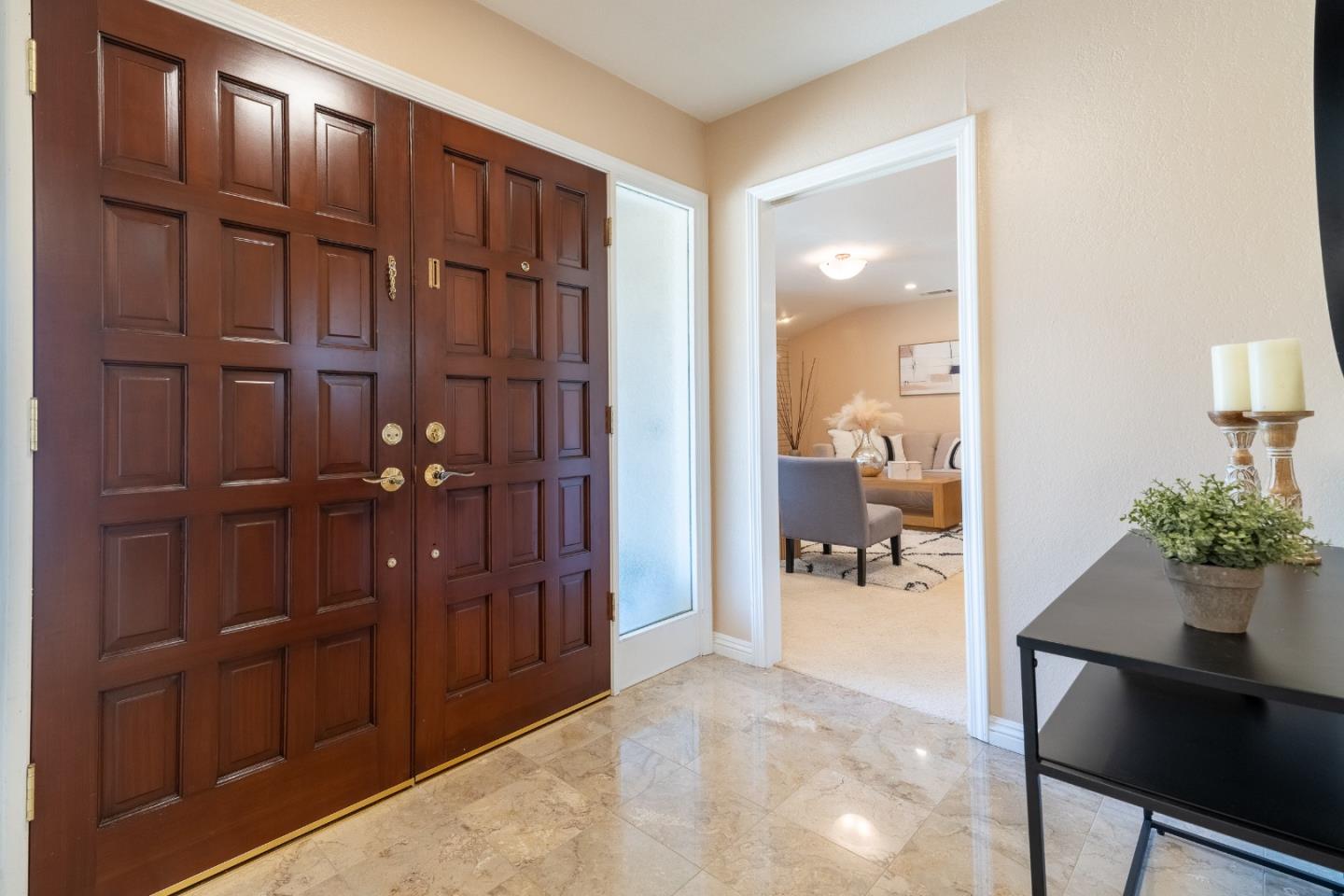 Detail Gallery Image 5 of 46 For 7680 Santa Paula Dr, Gilroy,  CA 95020 - 4 Beds | 2 Baths