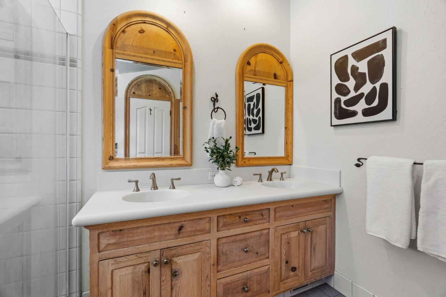 Detail Gallery Image 23 of 49 For 14850 Muleta Dr, Salinas,  CA 93908 - 4 Beds | 3 Baths