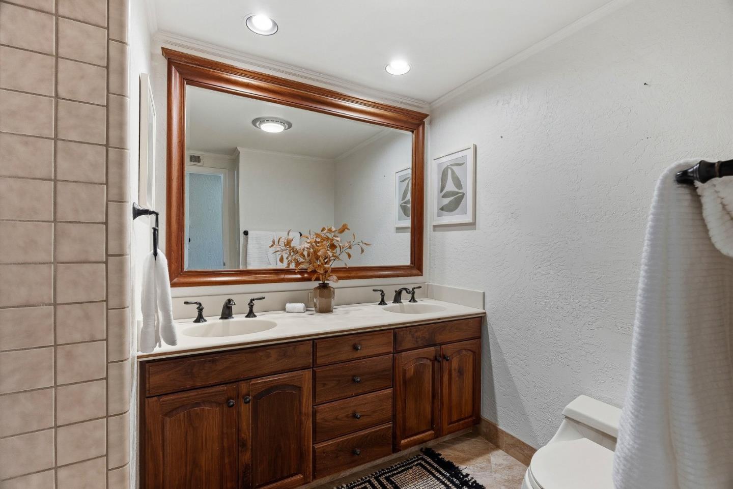 Detail Gallery Image 30 of 49 For 14850 Muleta Dr, Salinas,  CA 93908 - 4 Beds | 3 Baths