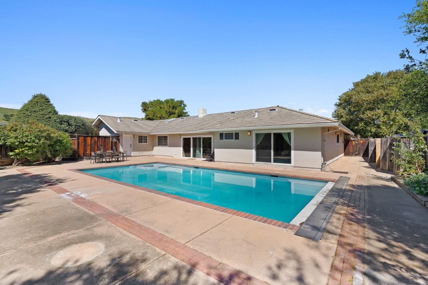 Detail Gallery Image 37 of 49 For 14850 Muleta Dr, Salinas,  CA 93908 - 4 Beds | 3 Baths