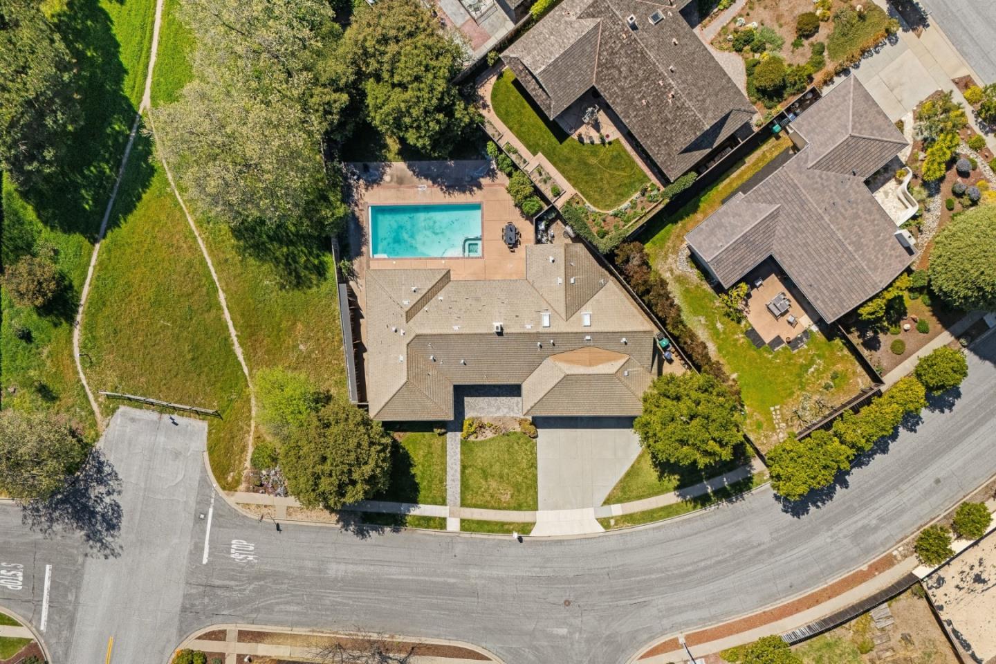 Detail Gallery Image 47 of 49 For 14850 Muleta Dr, Salinas,  CA 93908 - 4 Beds | 3 Baths