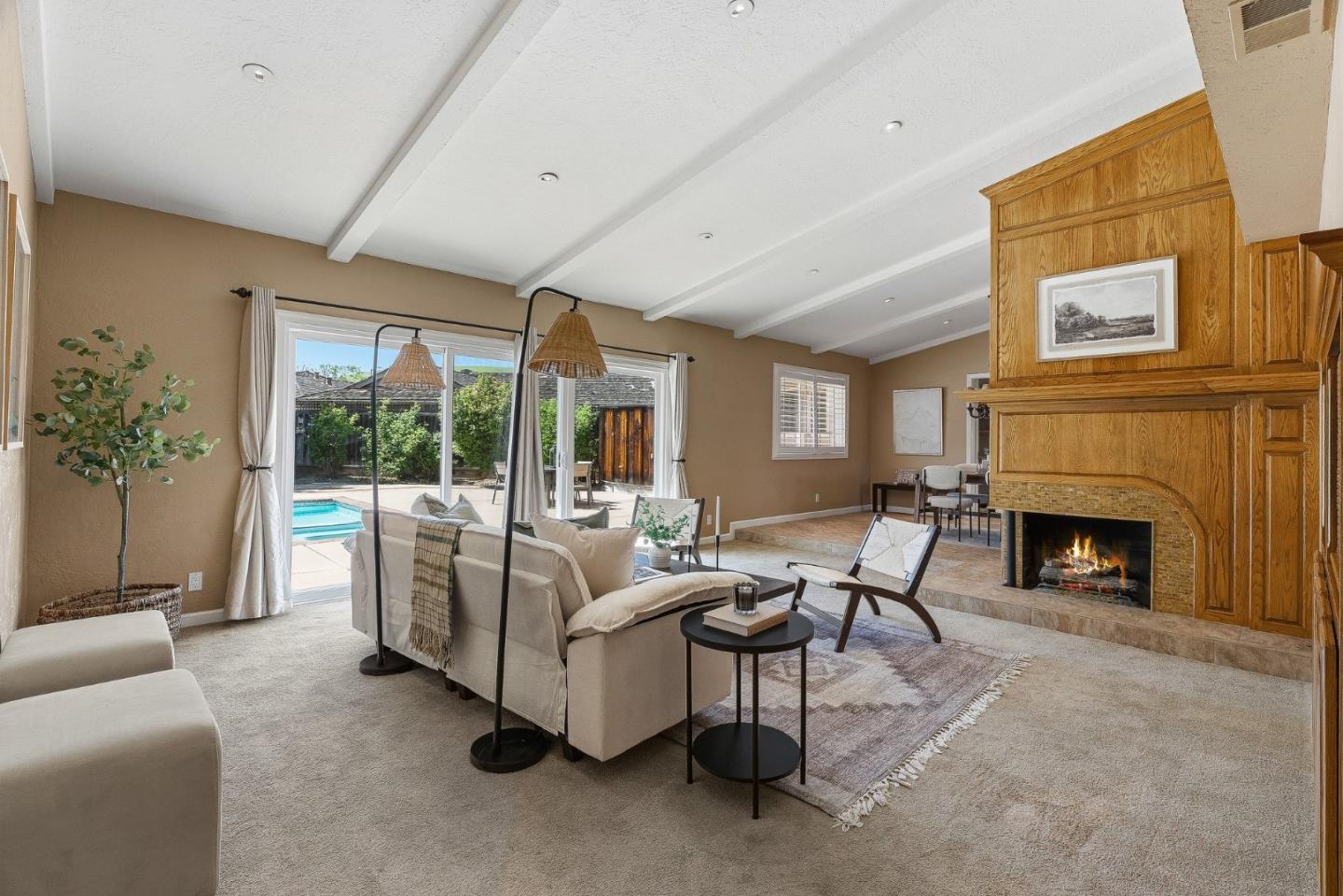 Detail Gallery Image 6 of 49 For 14850 Muleta Dr, Salinas,  CA 93908 - 4 Beds | 3 Baths