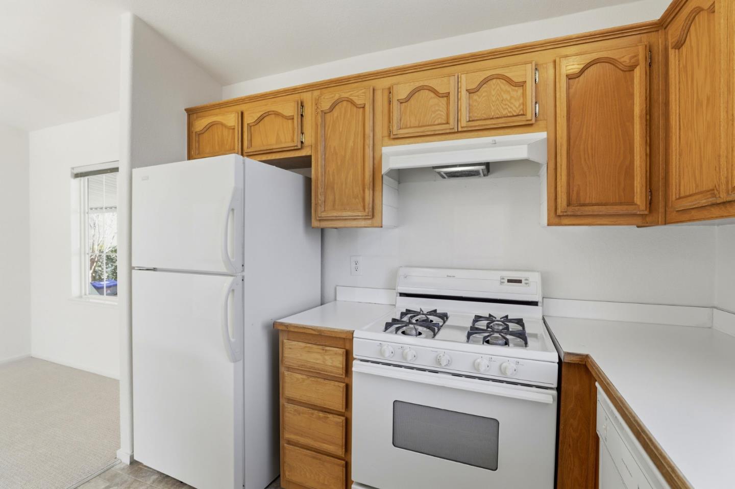 Detail Gallery Image 12 of 31 For 191 E El Camino Real #213,  Mountain View,  CA 94040 - 2 Beds | 2 Baths
